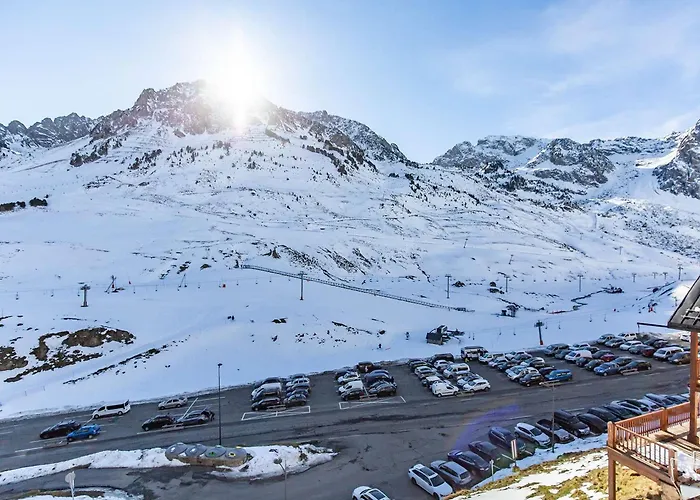 T2 Pour 4 Pers. Avec Terrasse, Piscine Couverte Et Salle De Fitness, Proche Des Pistes - Fr-1-404-199 شقة *