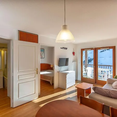 Apartment T2 Pour 4 Pers. Avec Terrasse, Piscine Couverte Et Salle De Fitness, Proche Des Pistes - Fr-1-404-199 La Mongie